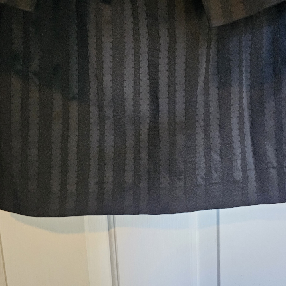 Tahari ASL Black Striped Blazer and Pencil Skirt Set Women's Sz 4 - Picture 4 of 16